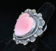 Load image into Gallery viewer, Conch Shell Sterling Silver Heart Ring
