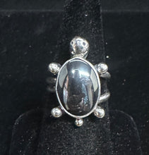 Load image into Gallery viewer, Hematite Sterling Silver Turtle Ring
