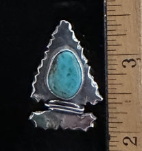 Load image into Gallery viewer, Turquoise Arrowhead Sterling Silver Ring
