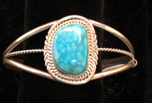 Load image into Gallery viewer, Turquoise steling silver cuff bracelet
